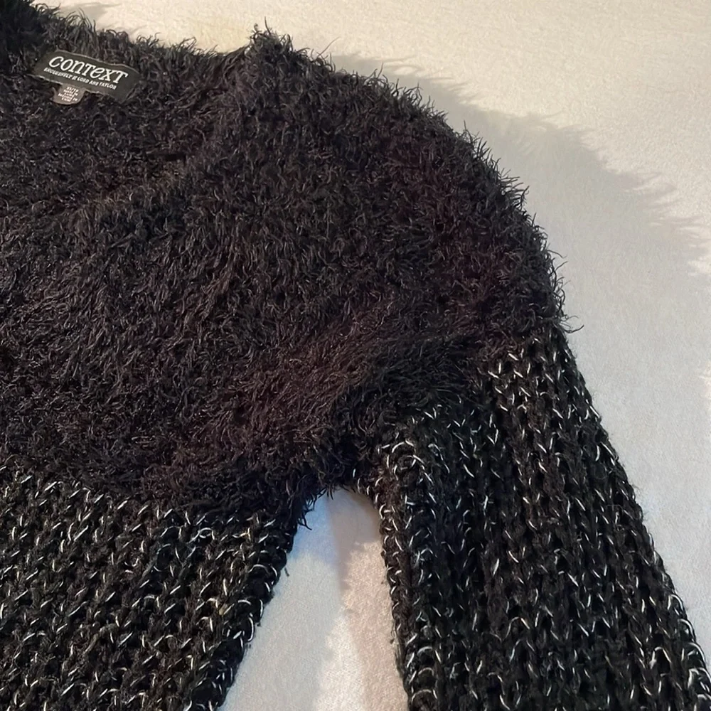 Context Lord & Taylor Fuzzy Sweater Pullover XS, Black & White, GC, - Picture 16 of 16